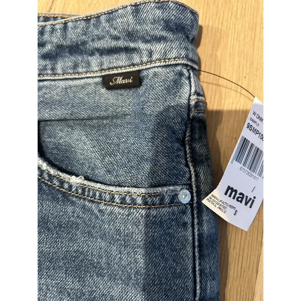 New Mavi Women's Jeans measure 30” Waist Loose Fit Jean 11